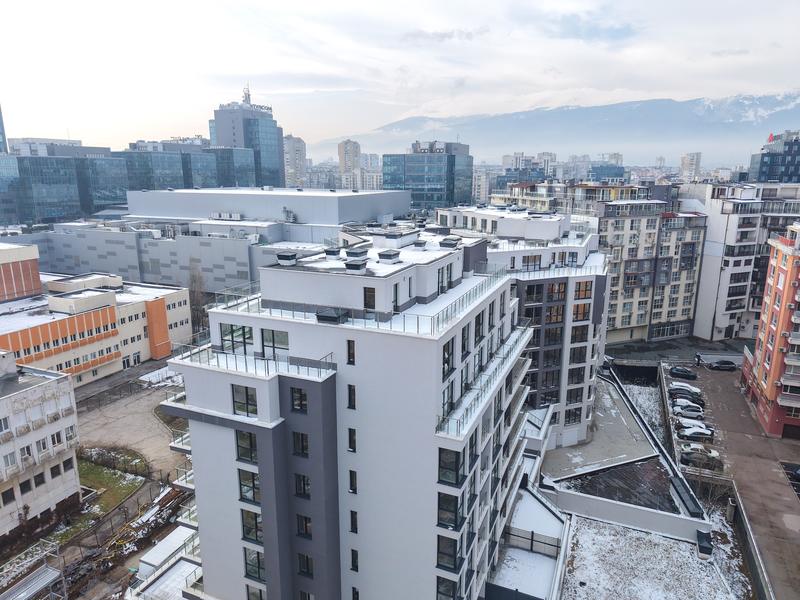 Modern apartments with impressive architecture and excellent location near the Mall, the Airport, business areas and Tsarigradsko Shosse Blvd.