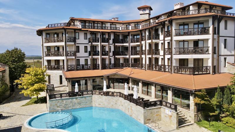 Properties in a complex with richly landscaped garden and swimming pool just 1200 meters from the beach