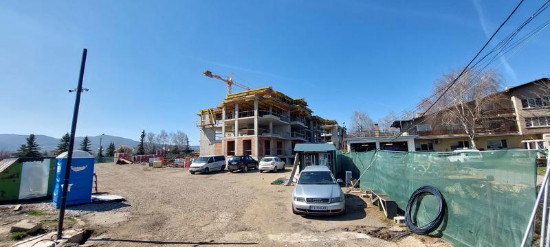 Residential complex with amenities in the town of Bankya