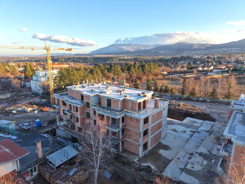 Residential complex with amenities in the town of Bankya