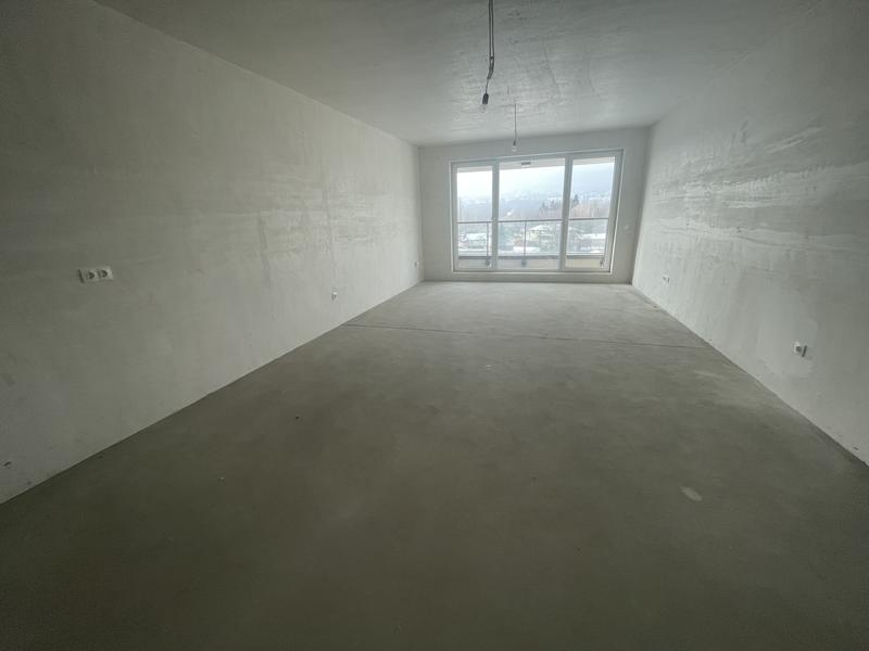 Bright and spacious apartment in a modern, energy-efficient building with Act 16, within walking distance of metro station and Paradise Center