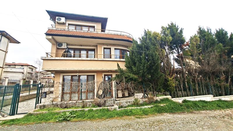 ����� ��� � ����� �� ����, �������� ������������� � �������������� ����������� ����� � 500 ������ �� �����