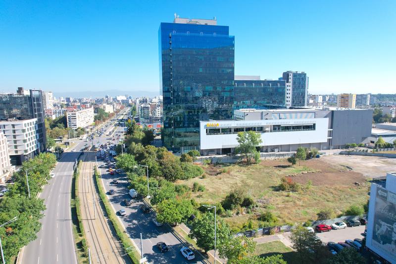 ��������� ������� 200 ��.�. � ������������ ���� � ��� �����