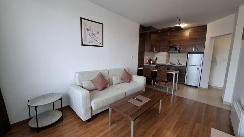 Stylish holiday property with eastern exposure and a view of the outdoor pool
