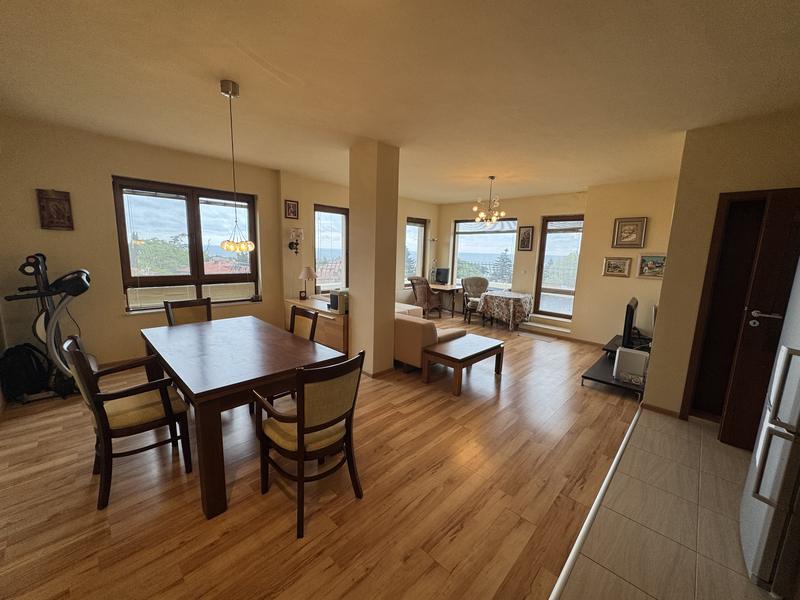 Spacious apartment with prestigious location and comfortable furniture 1 km from the beach