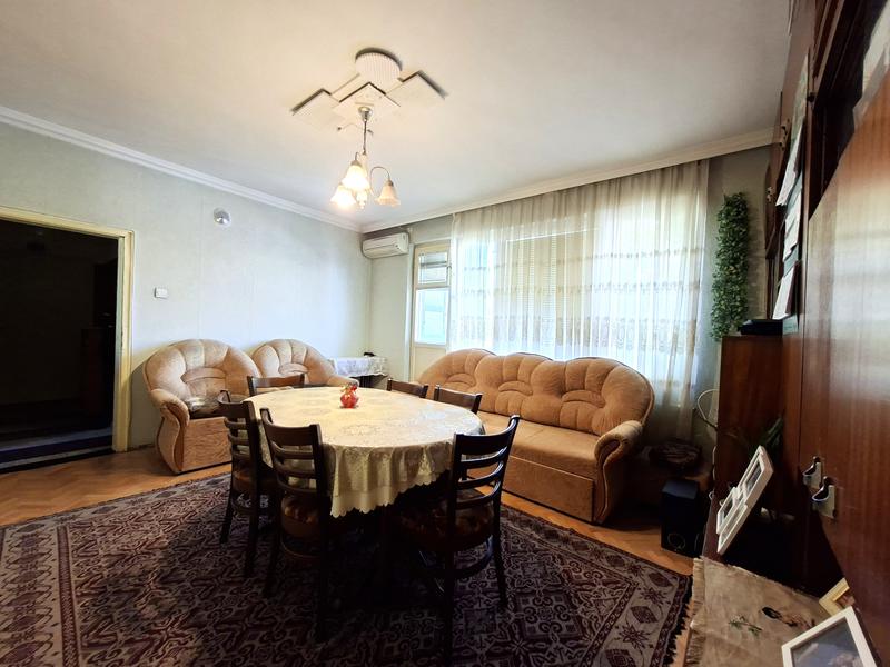Property with excellent renovation potential in a preferred area of Plovdiv