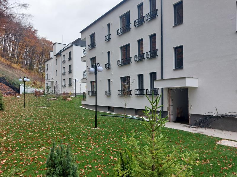 1- and 2-bedroom apartments, high-quality construction