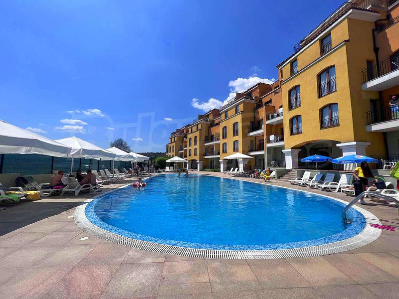 Furnished and equipped studios and one-bedroom apartments near the beaches of Kavatsi and Smokinya