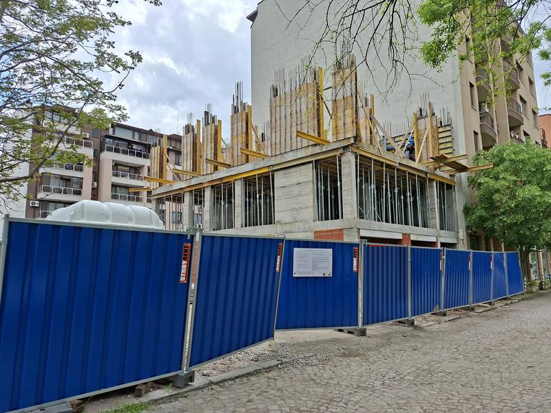 Boutique 7-storey building with central location in the capital