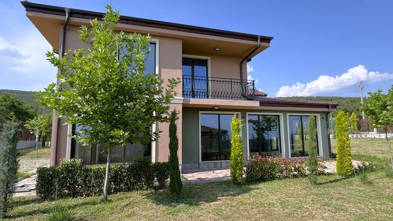 House with modern design and architecture in villa area of Stara Zagora