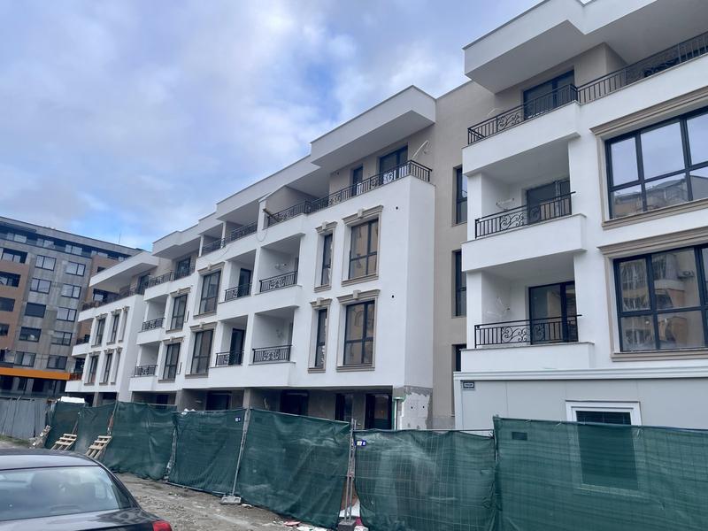 Apartments with 1, 2 or 3 bedrooms on a quiet and peaceful street, directly on Simeonovsko Shosse Blvd.  