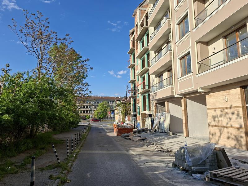 Apartments near Slivnitsa Blvd., medical and educational institutions