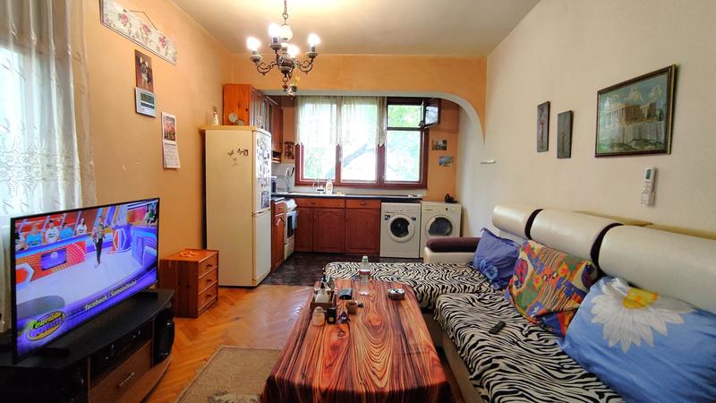 Functional home with two bedrooms, an excellent location near Mall Galleria Stara Zagora, and quick access to parks, public transport, and all city amenities


