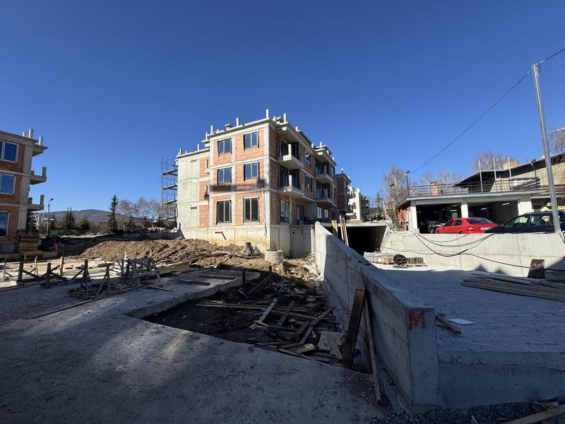 Residential complex with amenities in the town of Bankya