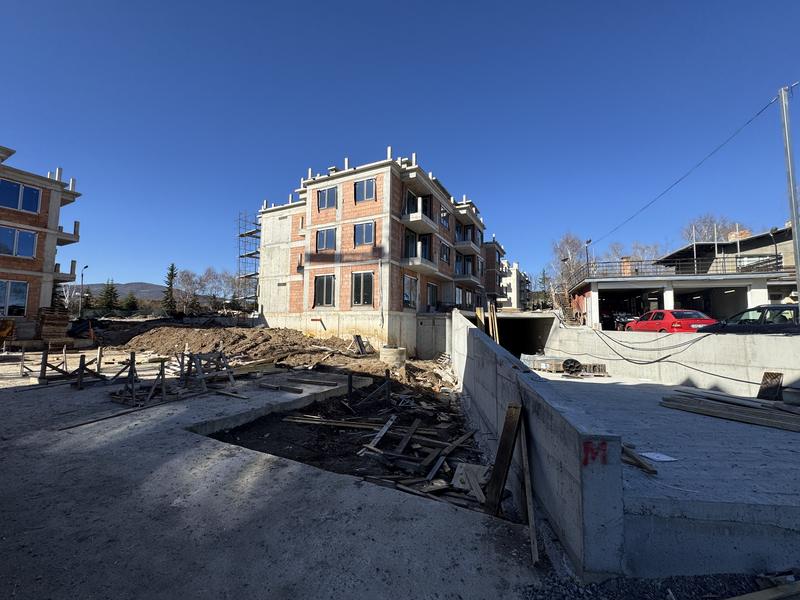 Residential complex with amenities in the town of Bankya