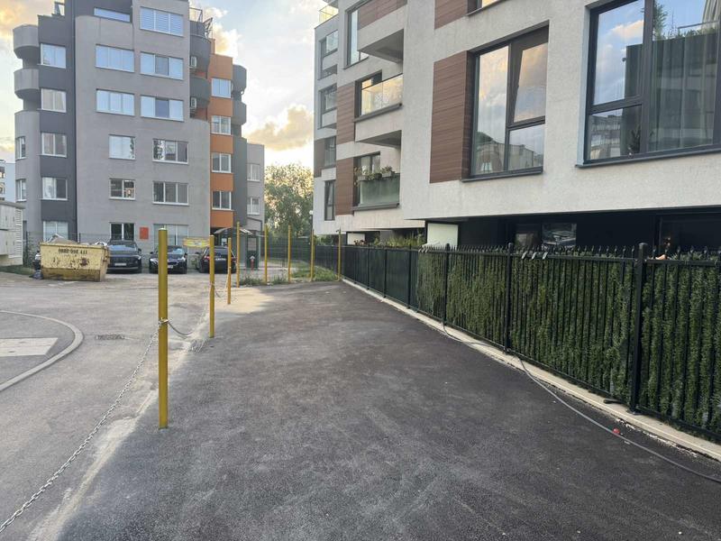 Parking spaces in an excellent location with quick access to Bulgaria Boulevard