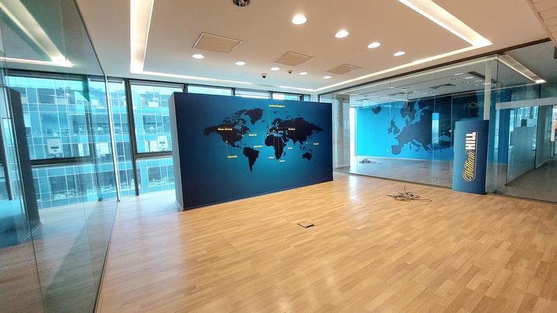 First class office space with large parking and convenient location