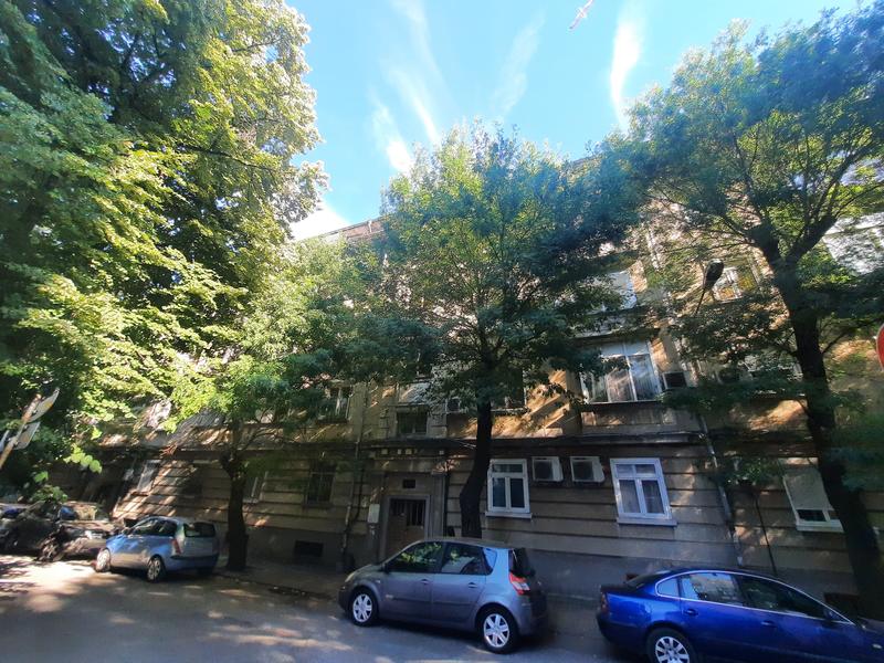 Apartment meters from Aleksandrovska Street and Burgas Free University
