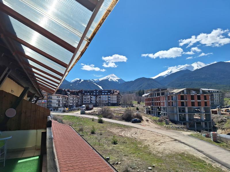 Fully renovated property with stunning mountain views, 500 meters from the ski lift