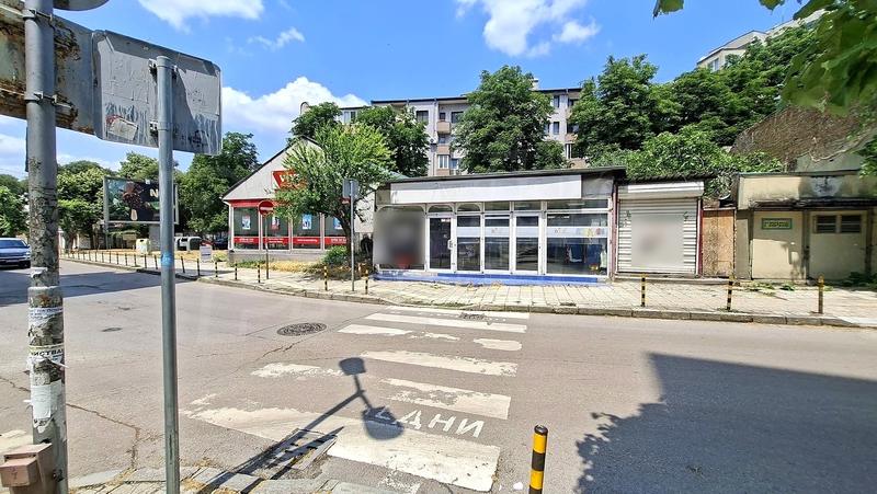 Spacious business property with excellent location and potential