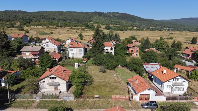 Flat regulated plot with available infrastructure near Iskar Lake and OKOL Lake Park