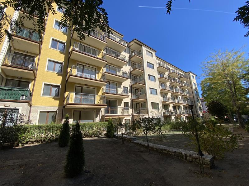 Apartments in a building with Act 16 - 150 m from the sea