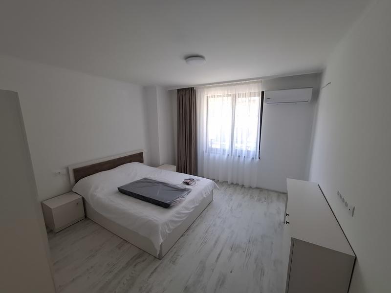 Gorgeous gated complex with swimming pool on the second line, next to the beach Smokinya