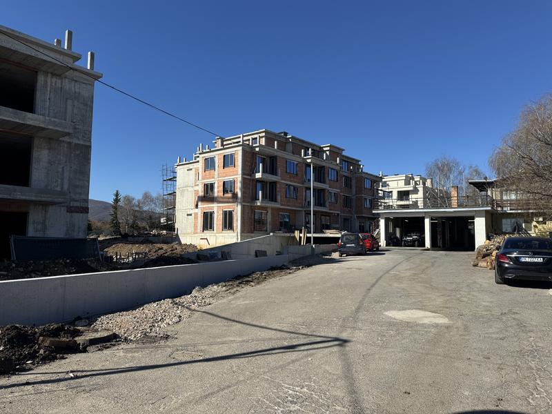 Residential complex with amenities in the town of Bankya