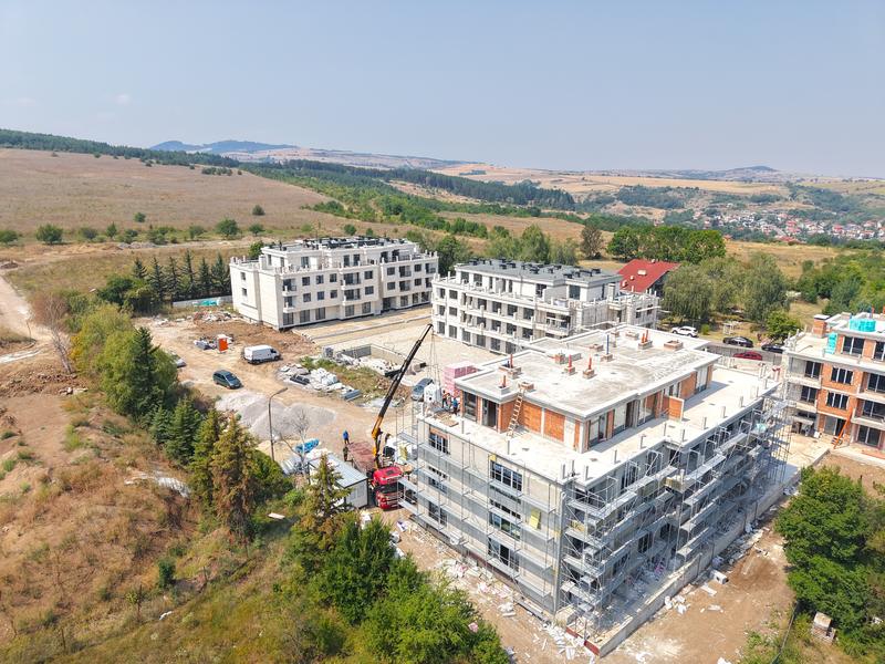 Residential complex with amenities in the town of Bankya