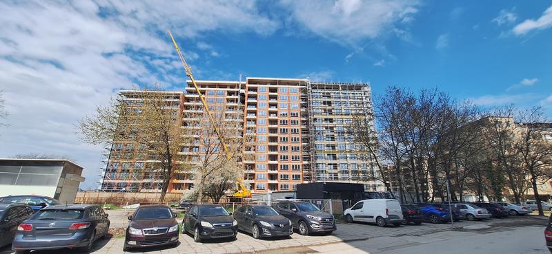 Apartments, garages and parking lots with communicative location in Plovdiv