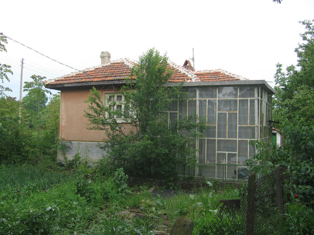 Rural property with potential 45 km from Yambol Rural property with potential 45 km from Yambol