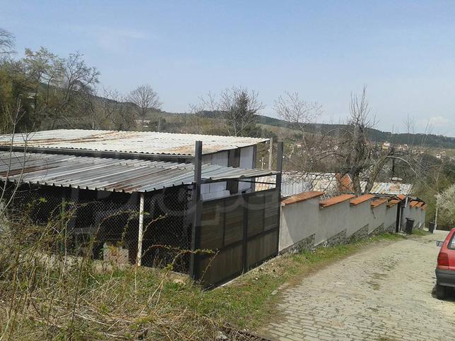Land in mountain area in the capital Land in mountain area in the capital