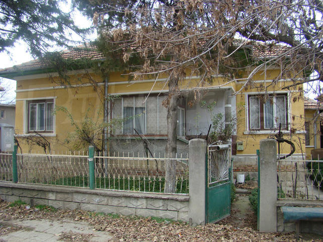 Single-storey house at the main street, near the village center Single-storey house at the main street, near the village center
