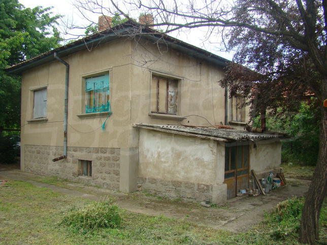 Nice single storey house in a well-developed village near Danube River Nice single storey house in a well-developed village near Danube River