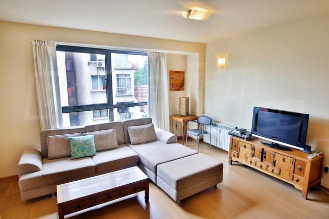 Perfect location within a 10 minutes’ walk from Sheraton Hotel Perfect location within a 10 minutes’ walk from Sheraton Hotel