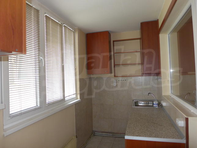East-facing apartment with top location near the metro and Lidl East-facing apartment with top location near the metro and Lidl