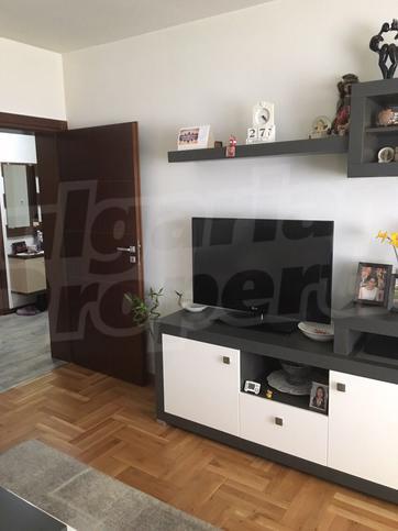 Apartment in a renovated building in Burgas Apartment in a renovated building in Burgas