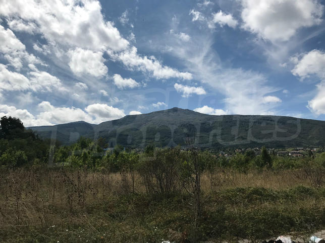 Plot of land with potential and proximity to the Ring Road and Cherni Vrah Blvd. Plot of land with potential and proximity to the Ring Road and Cherni Vrah Blvd.