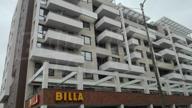 Apartment with easy access to park, metro station, school, swimming pool Apartment with easy access to park, metro station, school, swimming pool