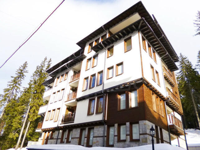 Attractive home in the southern part of Pamporovo, with direct access to ski slope Attractive home in the southern part of Pamporovo, with direct access to ski slope