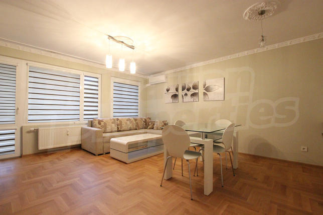 Furnished apartment set within walking distance from metro station Joliot Curie Furnished apartment set within walking distance from metro station Joliot Curie