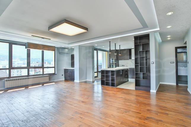 Spacious apartment with panoramic views, next to the subway Spacious apartment with panoramic views, next to the subway