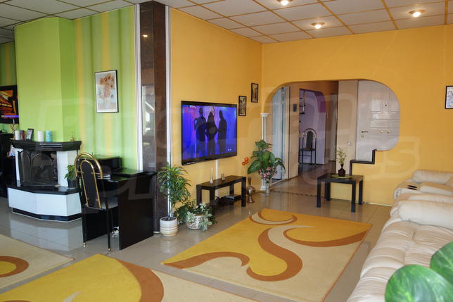 Furnished apartment near kindergarten, park, bus stops Furnished apartment near kindergarten, park, bus stops