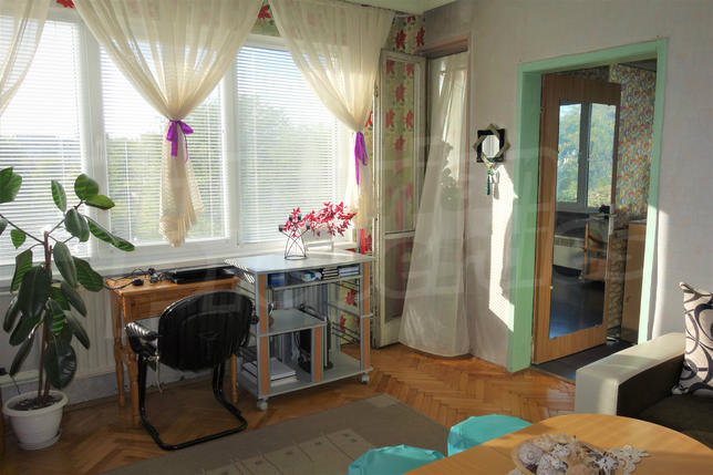 For sale - 1-bedroom apartment For sale - 1-bedroom apartment