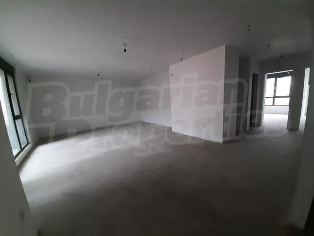 Spacious, new home with preferred location in Lozenets district Spacious, new home with preferred location in Lozenets district