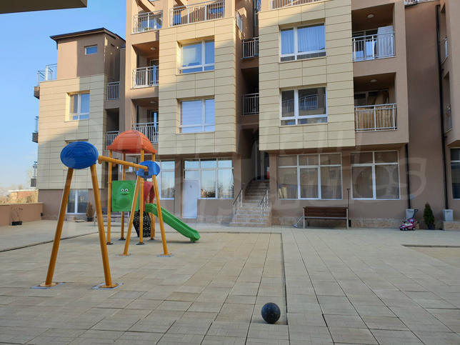 2-bedroom apartment in modern gated complex with easy access to the Ring road 2-bedroom apartment in modern gated complex with easy access to the Ring road