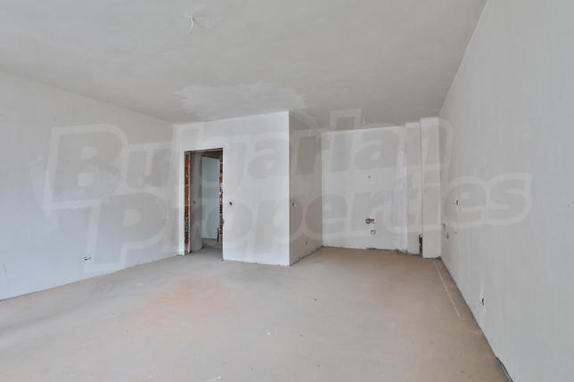 Fully finished apartment to the metro at a bargain price Fully finished apartment to the metro at a bargain price
