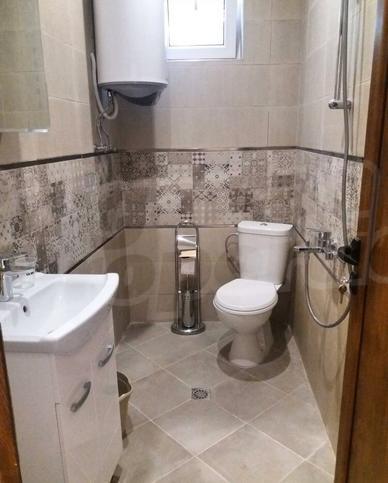 Spacious fully renovated office with excellent location Spacious fully renovated office with excellent location