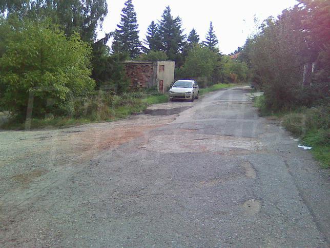 Regulated plot of land for asphalt access, suitable for family house Regulated plot of land for asphalt access, suitable for family house