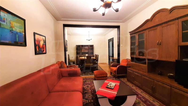 Furnished 2-bedroom apartment with separate kitchen near school Furnished 2-bedroom apartment with separate kitchen near school